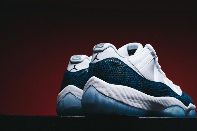 Air Jordan 11 Low "Blue Snakeskin"