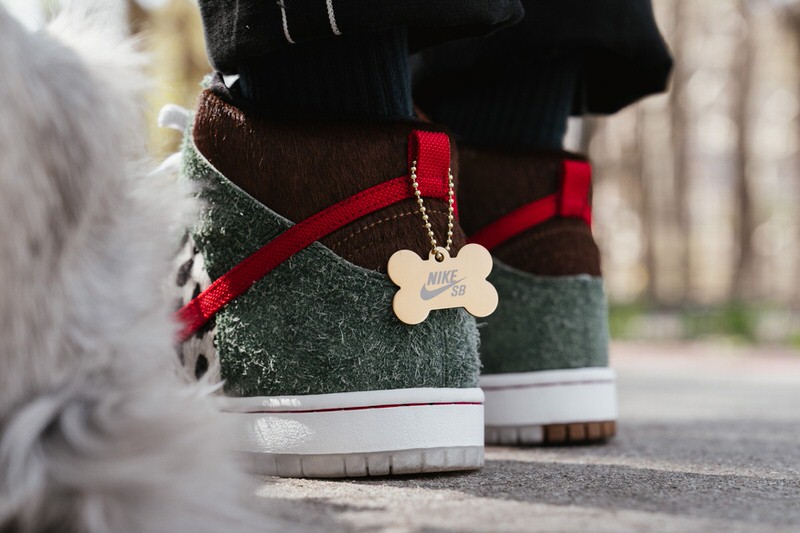 Nike SB Dunk High "Dog Walker"