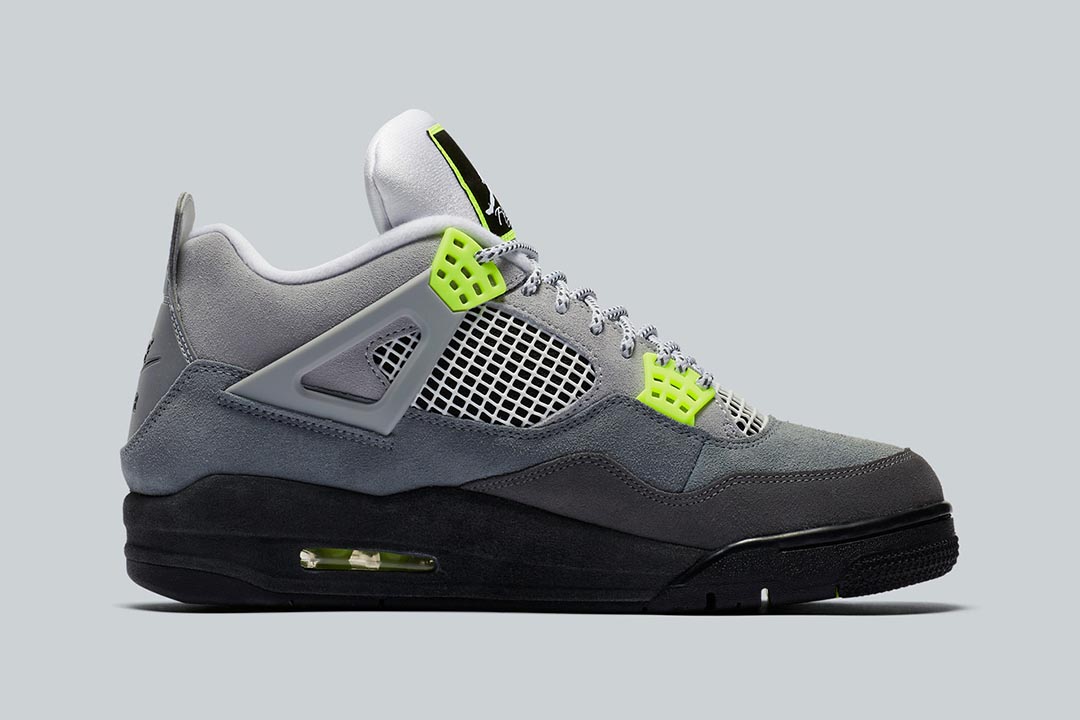 air-jordan-4-retro-se-neon-cool-grey-volt-wolf-grey-anthracite-CT5342-007-release-date-02