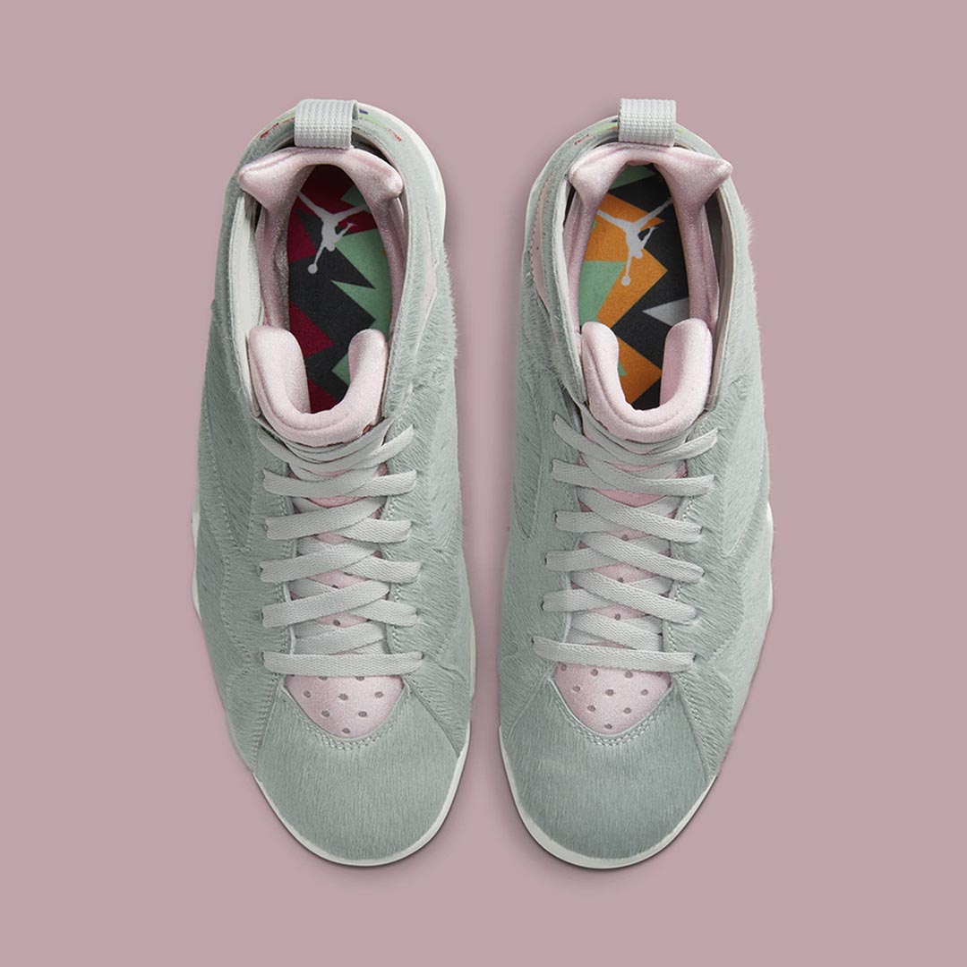 air-jordan-7-retro-hare-2-bugs-bunny-neutral-grey-summit-white-pink-foam-CT8529-002-release-date-03