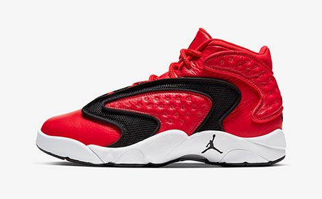 air-jordan-womens-og-bulls-university-red-black-white-133000-600-release-date-00