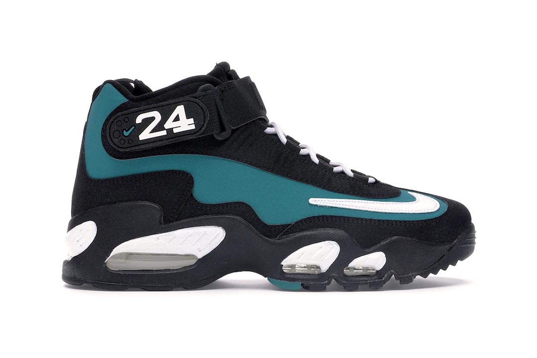 nike-air-griffey-max-1-freshwater-white-black-varsity-red-ken-griffey-jr-354912-300-release-date-01