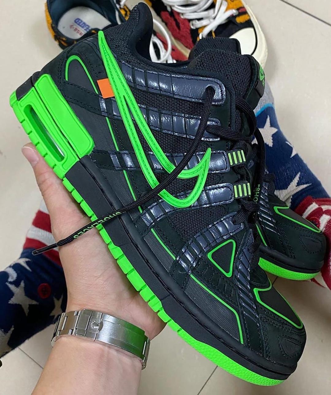 off-white-nike-air-rubber-dunk-green-strike-CU6015-001-Release-Date-06