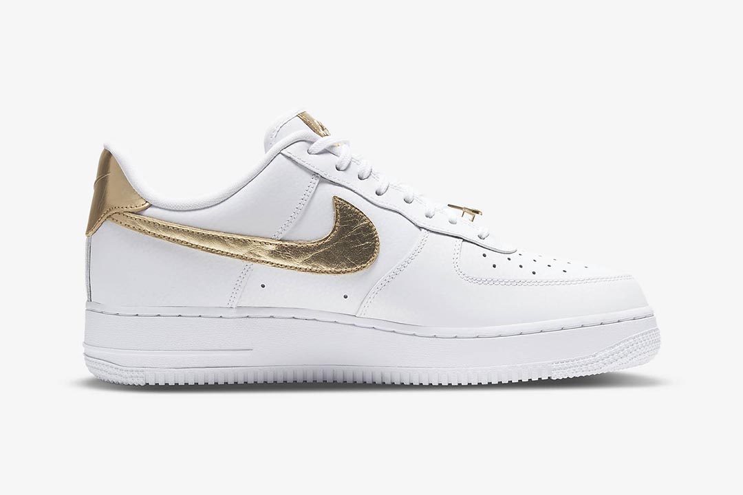 nike-air-force-1-low-07-lv8-white-metallic-gold-DC2181-100