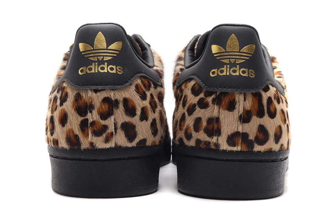 atmos-adidas-superstar-desert-core-black-gold-metallic-h67529