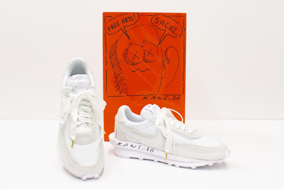 kaws-sacai-nike-ldwaffle-BV0073-101-BV0073-002-auction