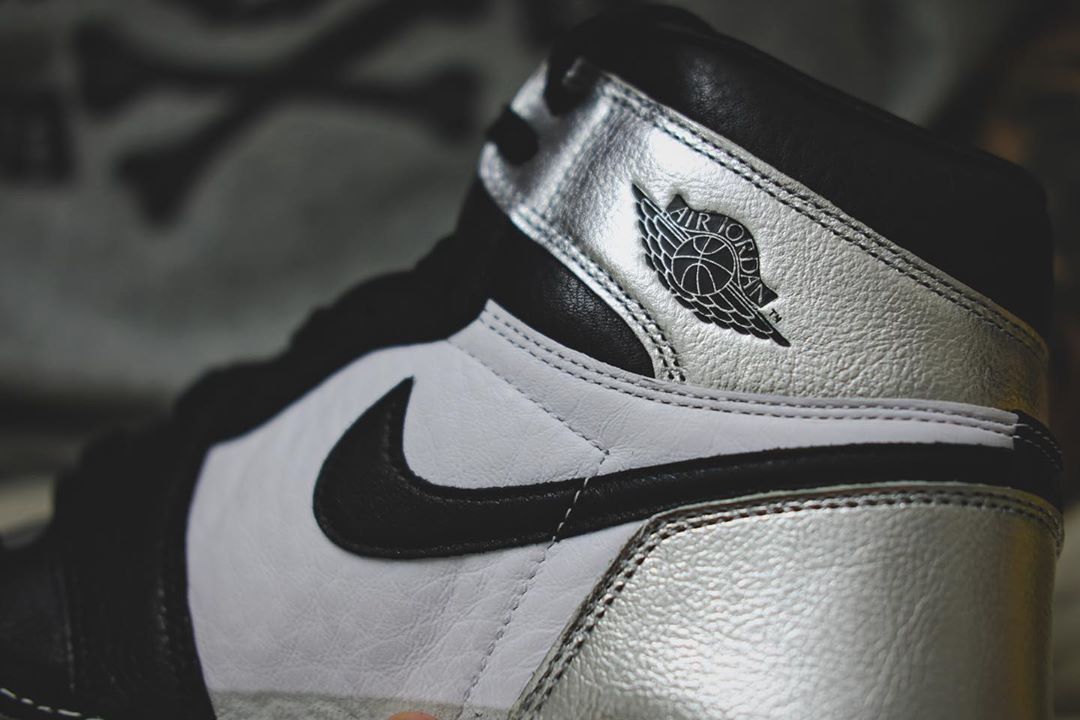 wmns-air-jordan-1-retro-high-og-metallic-silver-toe-CD0461-001-release-date