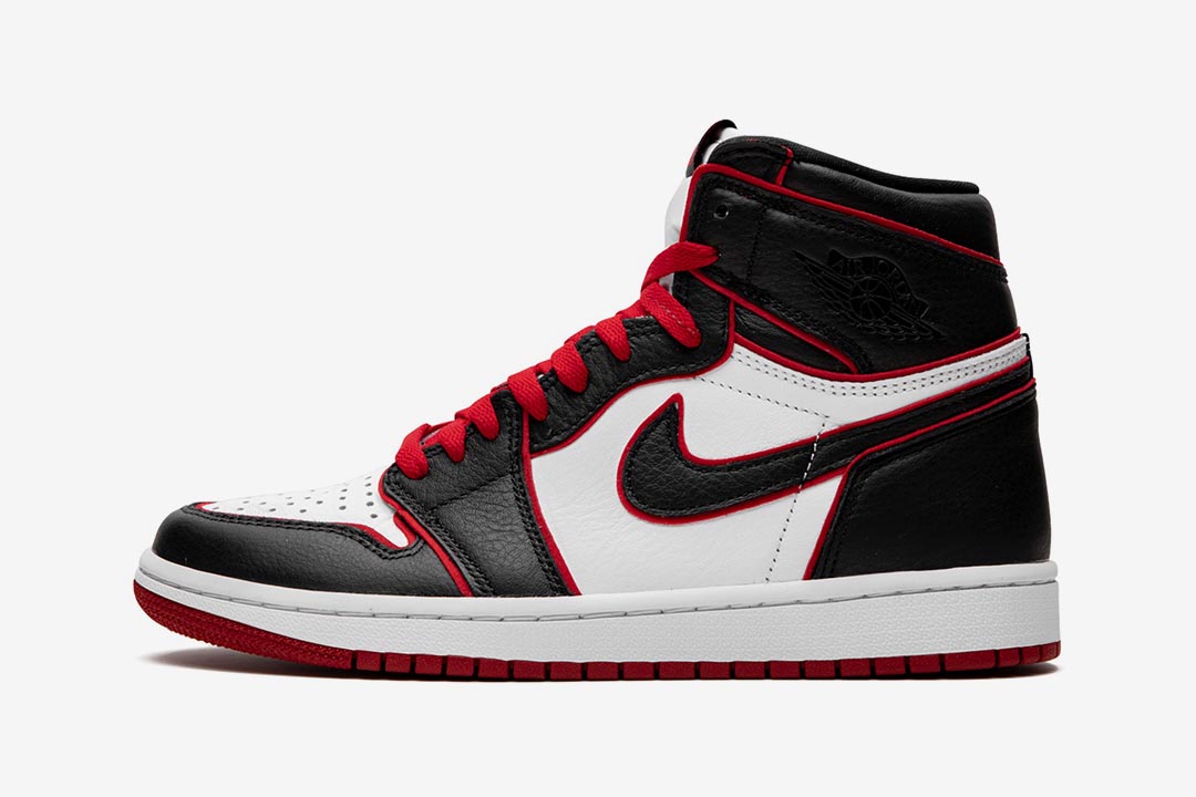 2019-air-jordan-1-retro-bloodline-black-gym-red-white-555088-062