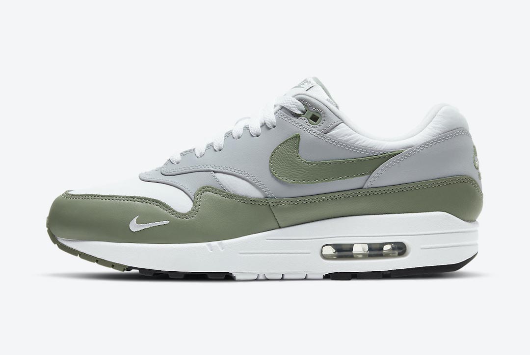 Nike-Air-Max-1-Spiral-Sage-DB5074-100