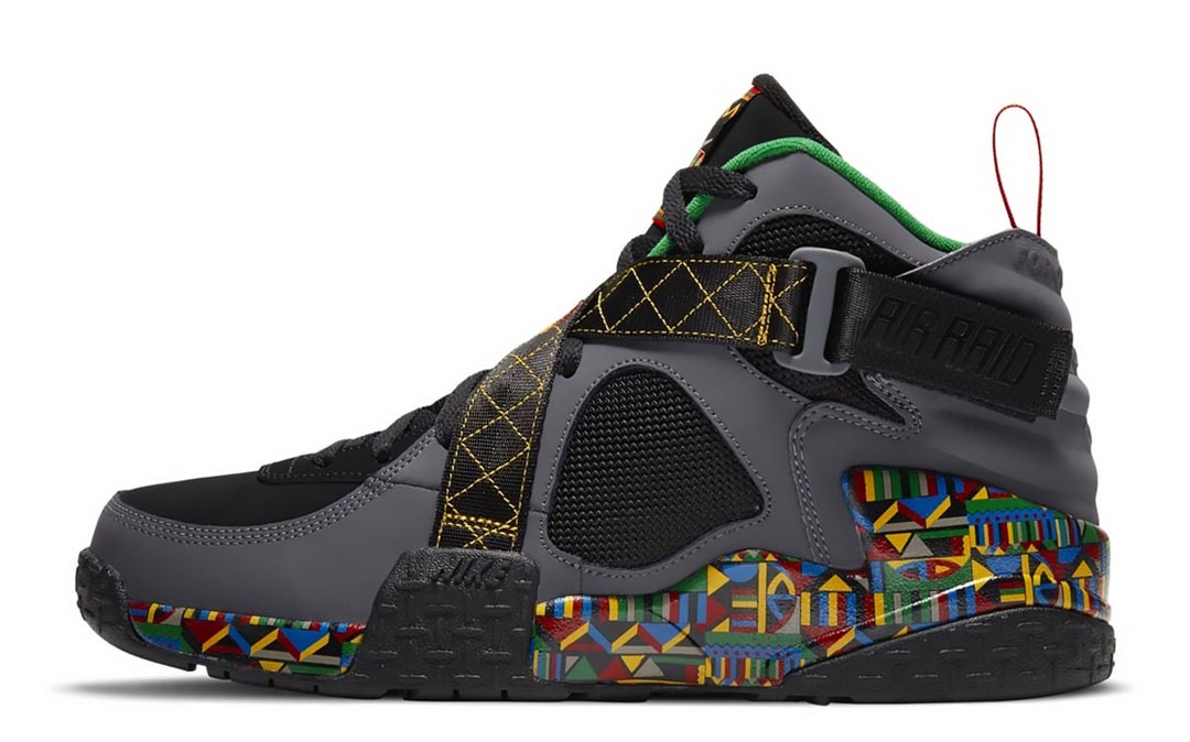 nike-air-raid-peace-live-together-play-together-urban-jungle-gym-black-dark-grey-pine-green-dc1494-001