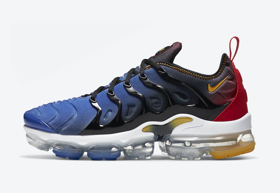 nike-air-vapormax-plus-black-university-gold-astronomy-blue-chile-red-metallic-silver-lucky-green-dc1476-001