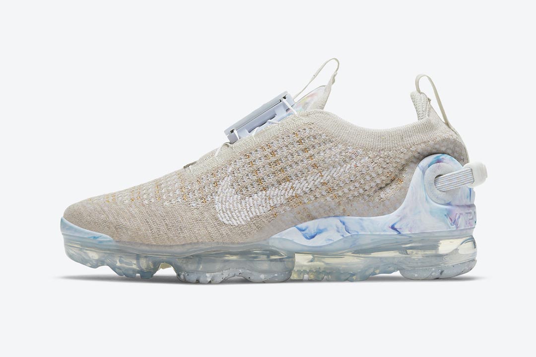 nike-wmns-air-vapormax-2020-oatmeal-white-light-bone-hydrogen-bone-CT1933-100