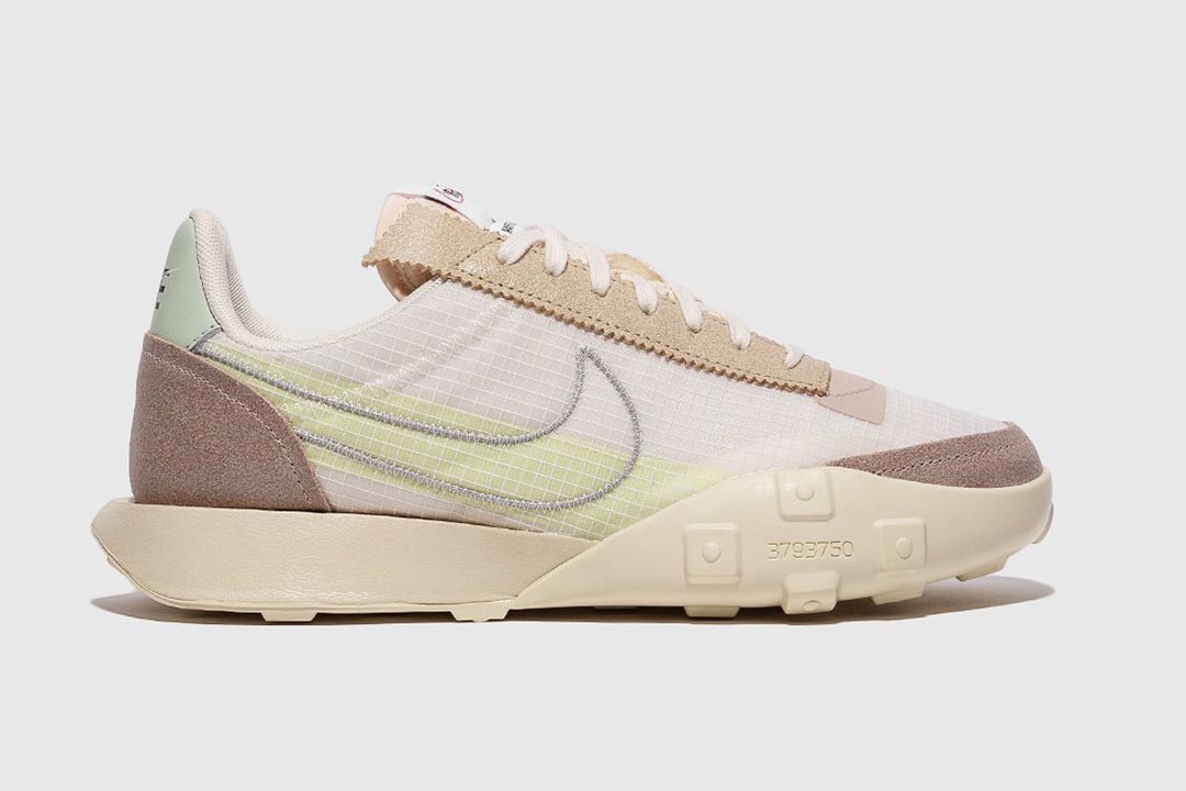 nike-wmns-waffle-racer-lx-series-qs-pale-ivory-silver-muslin-jade-aura