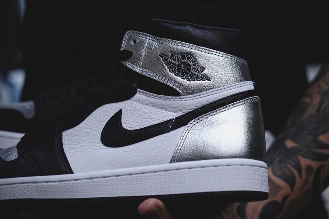 wmns-air-jordan-1-retro-high-og-metallic-silver-toe-cd0461-001