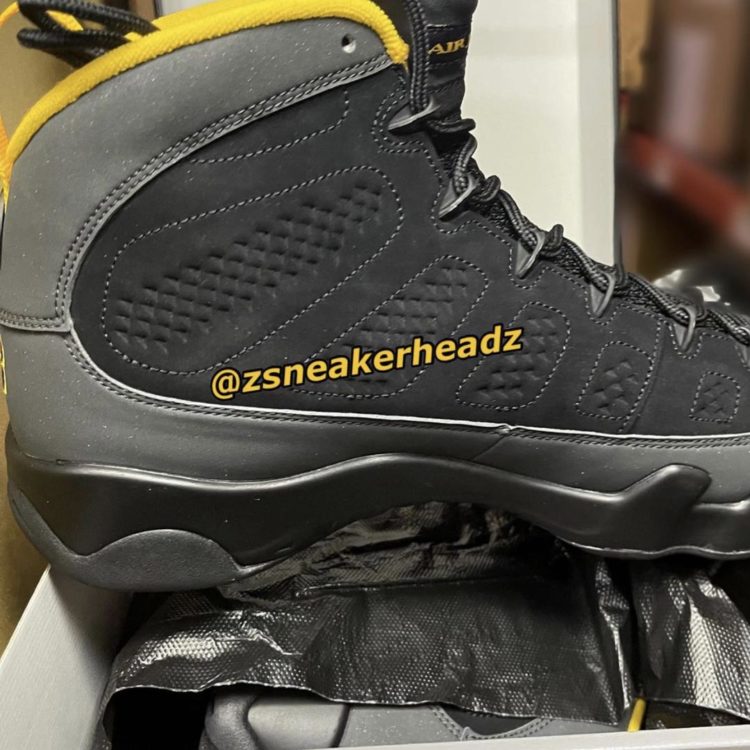 Air Jordan 9 "University Gold" CT8019-070