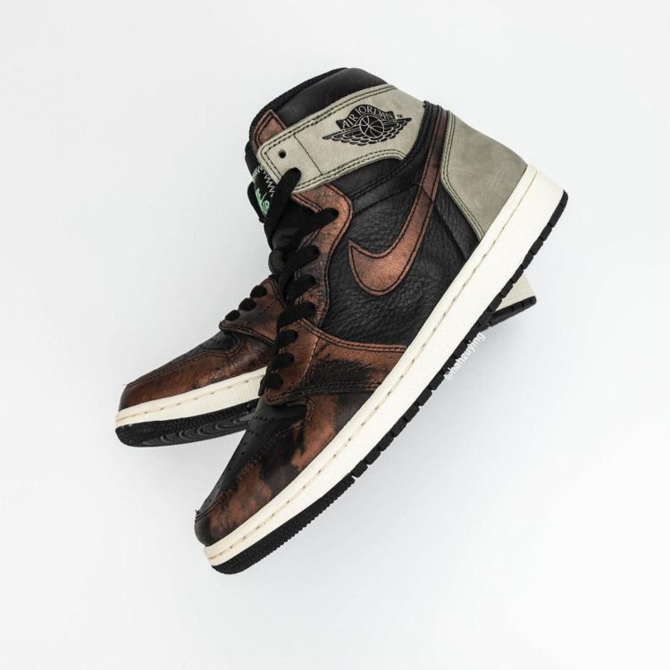 Air Jordan 1 Retro High OG "Patina" 555088-033