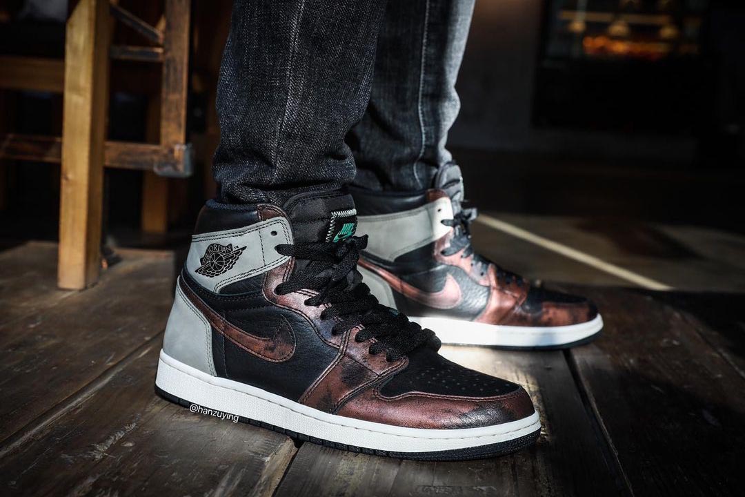 Air Jordan 1 Retro High OG "Patina" 555088-033