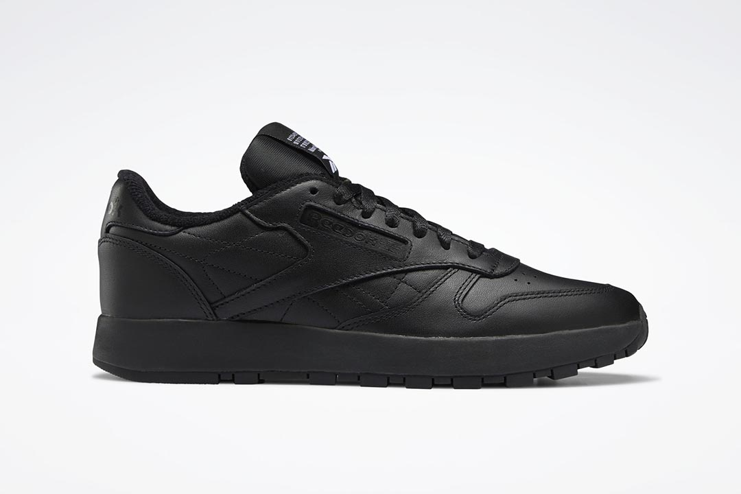 Maison Margiela x Reebok Classic Leather Tabi Black H04864