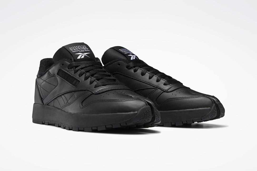 Maison Margiela x Reebok Classic Leather Tabi Black H04864