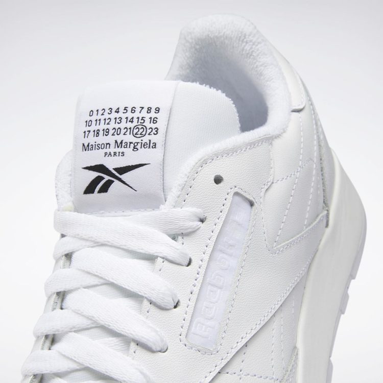 Maison Margiela x Reebok Classic Leather Tabi White H04865