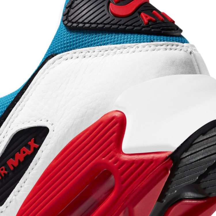 Nike Air Max 90 WMNS White / Black / Bright Crimson / Laser Blue