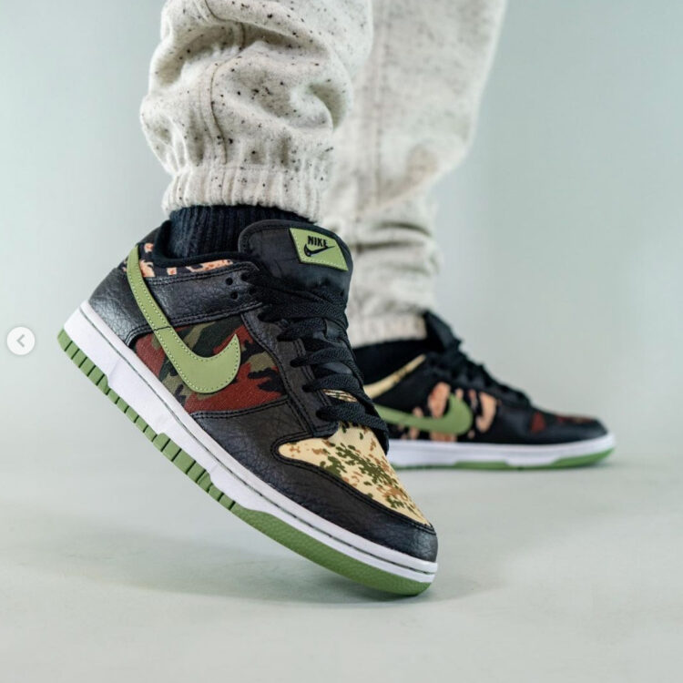 Nike Dunk Low SE “Oil Green” DH0957-001