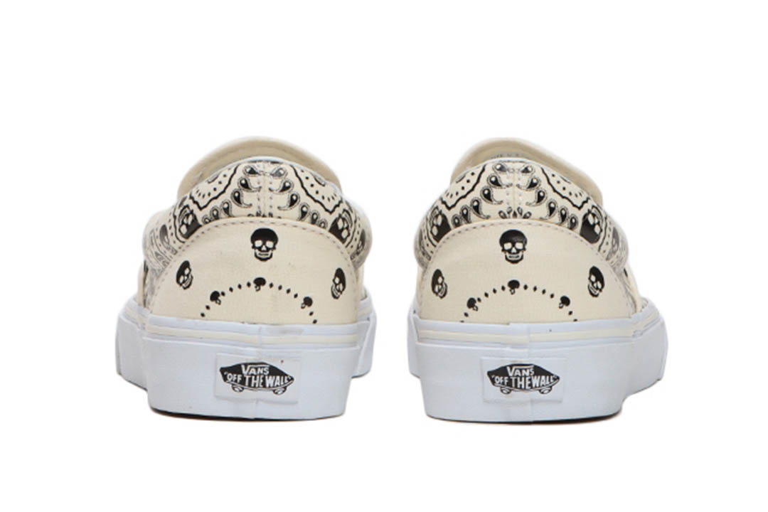 Vans Classic Slip On "Bandana" VN0A33TB42S