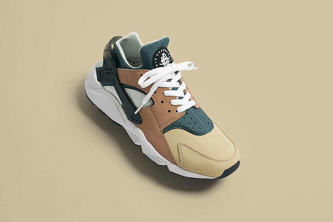 Nike Air Huarache "Escape" 2021 DH9532-201