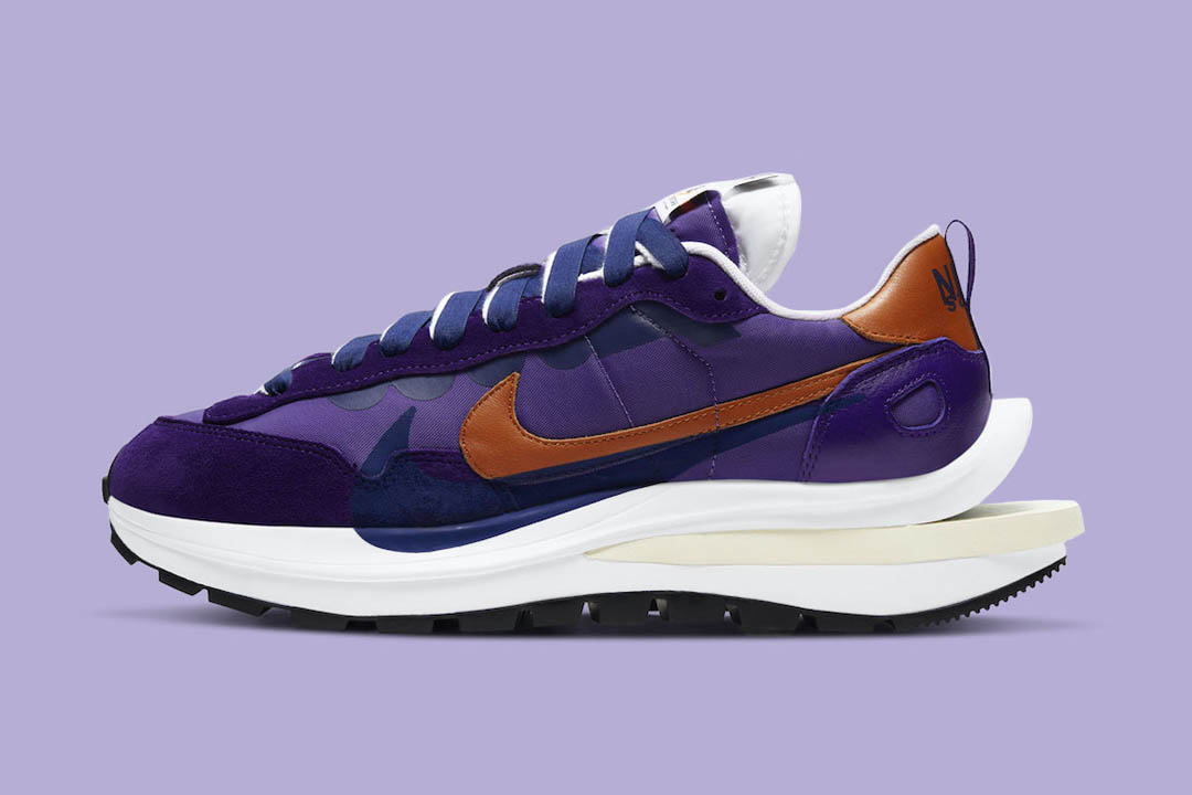 sacai x Nike Vaporwaffle DD1875-500