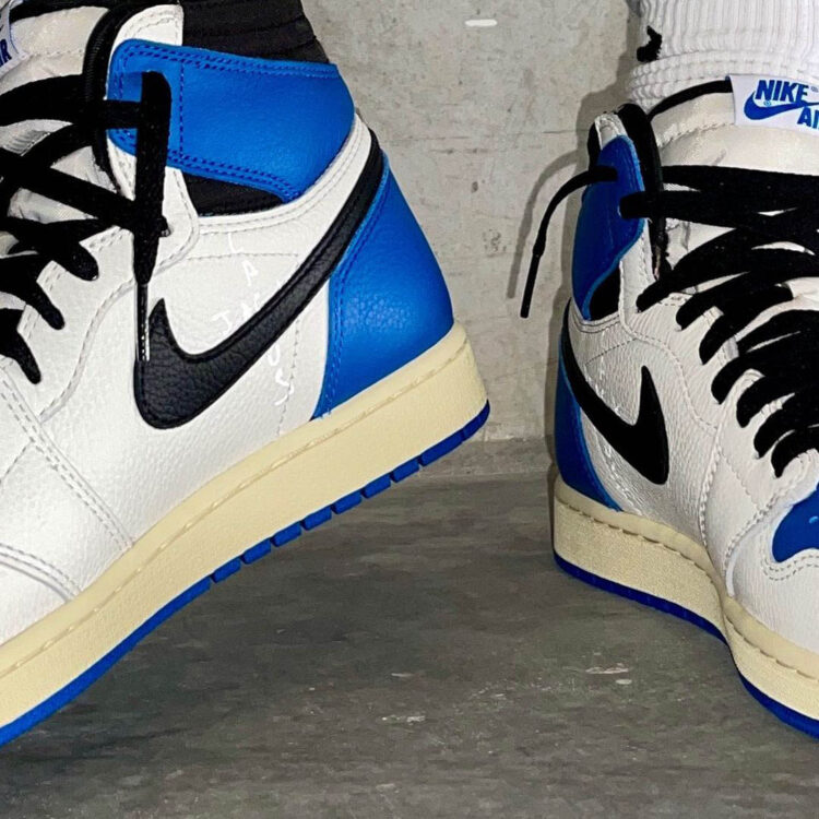 Fragment Design x Travis Scott x Air Jordan 1 High DH3227-105