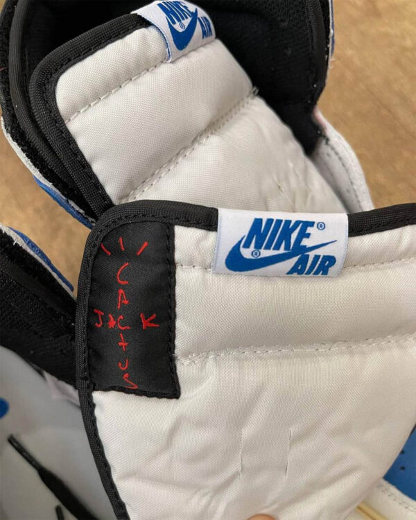 Fragment Design x Travis Scott x Air Jordan 1 High DH3227-105