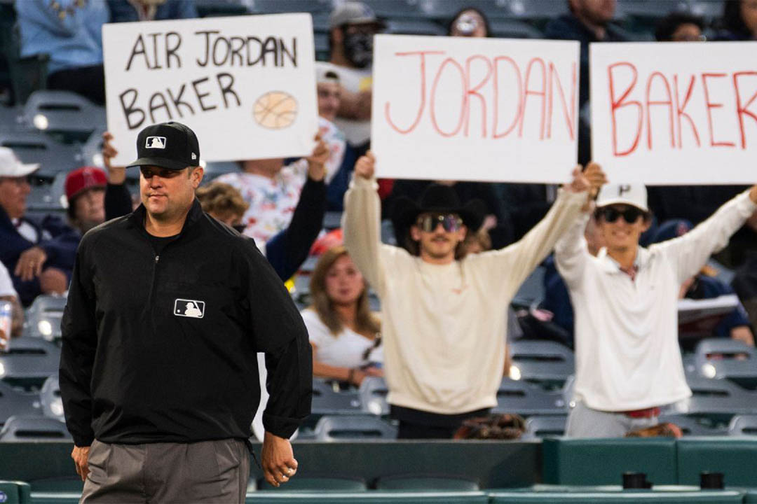 MLB Umpires Wear Jordans