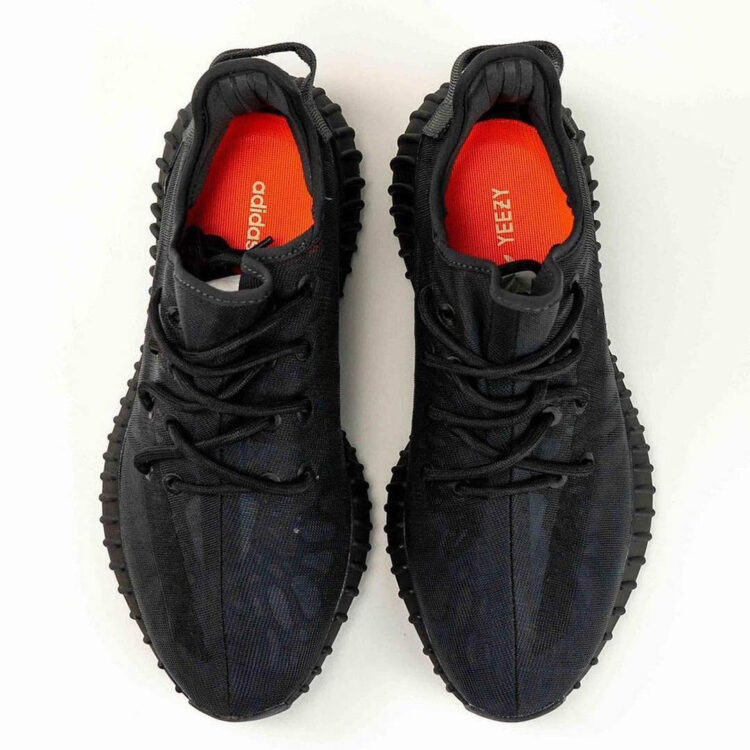 adidas Yeezy Boost 350 V2 "Mono Black" GX3791