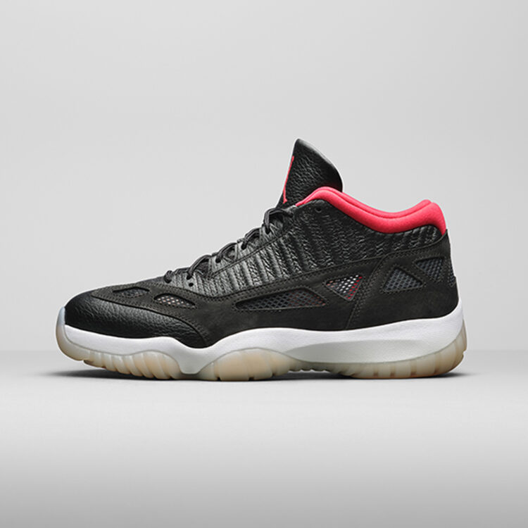 Air Jordan 11 Low IE "Bred" 919712-023