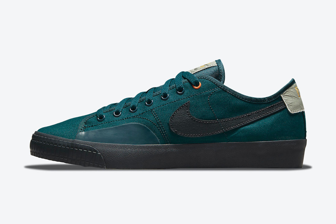 Nike SB BLZR Court "DVDL" CZ5605-301