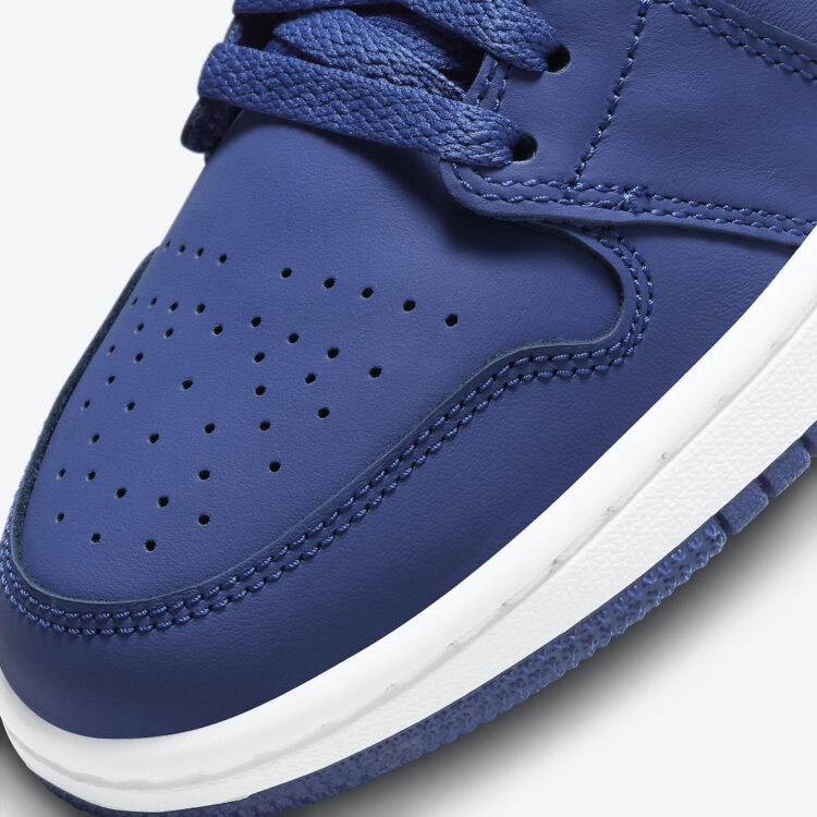 Air Jordan 1 Low “Deep Royal” DA8008-401