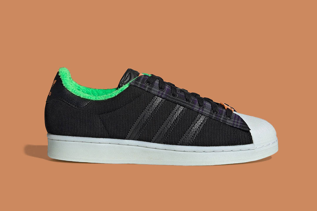 adidas Superstar “Halloween” H00215