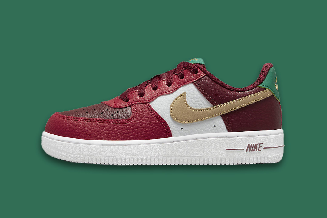 Nike Air Force 1 GS "Christmas" DQ4710-600