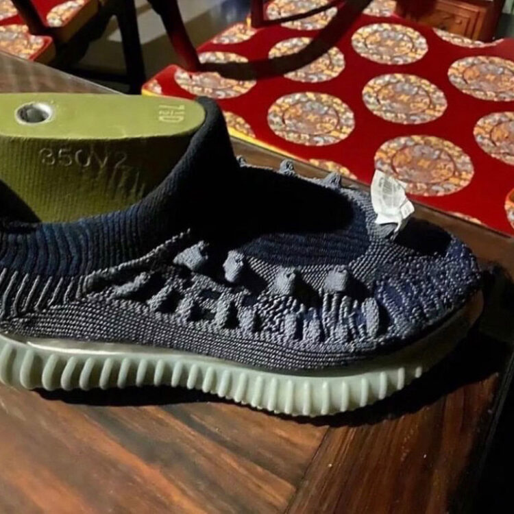 adidas Yeezy Boost 350 V2 CMPCT "Slate Blue"