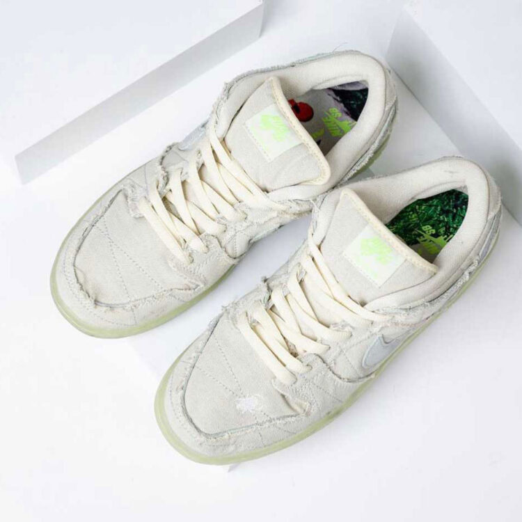 Nike SB Dunk Low “Mummy” DM0774-111