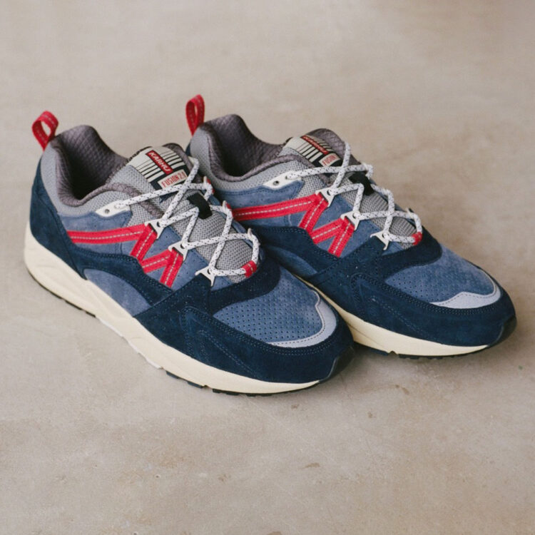 Karhu FUSION 2.0 “India Ink/Fiery Red” F804111