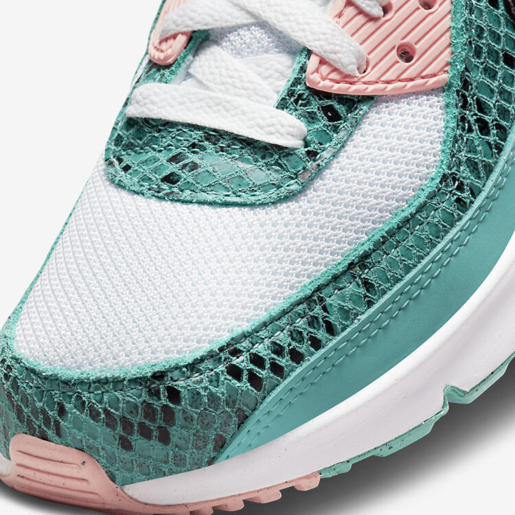 Nike Air Max 90 GS “Green Snakeskin” DR8926-300