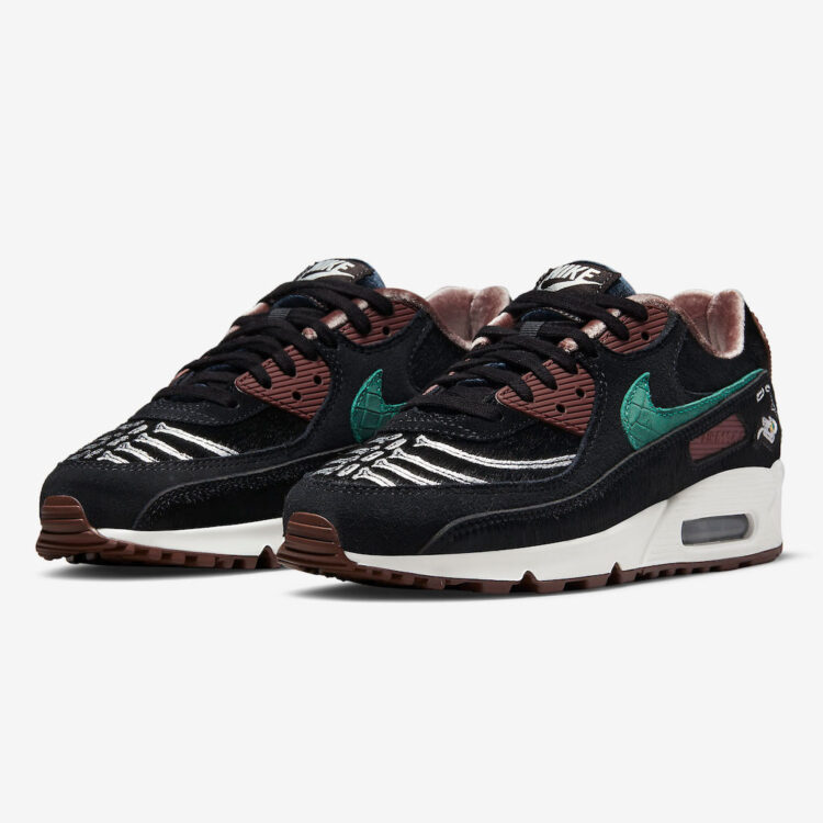 Nike Air Max 90 WMNS “Siempre Familia” DO2154-010