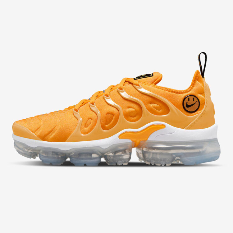 Nike Air VaporMax Plus “Go The Extra Smile” DO5874-700