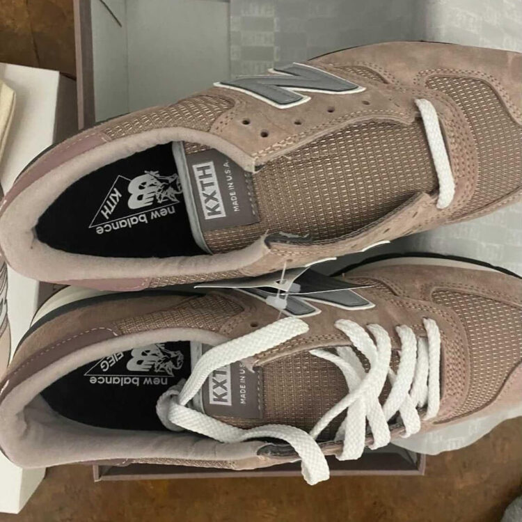 Kith x New Balance 990v1 “Dusty Rose” M990KT1