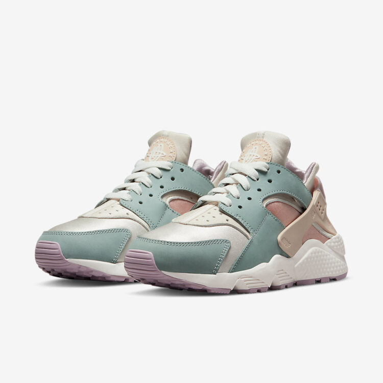 Nike Air Huarache “Dusty Sage” DQ4990-104