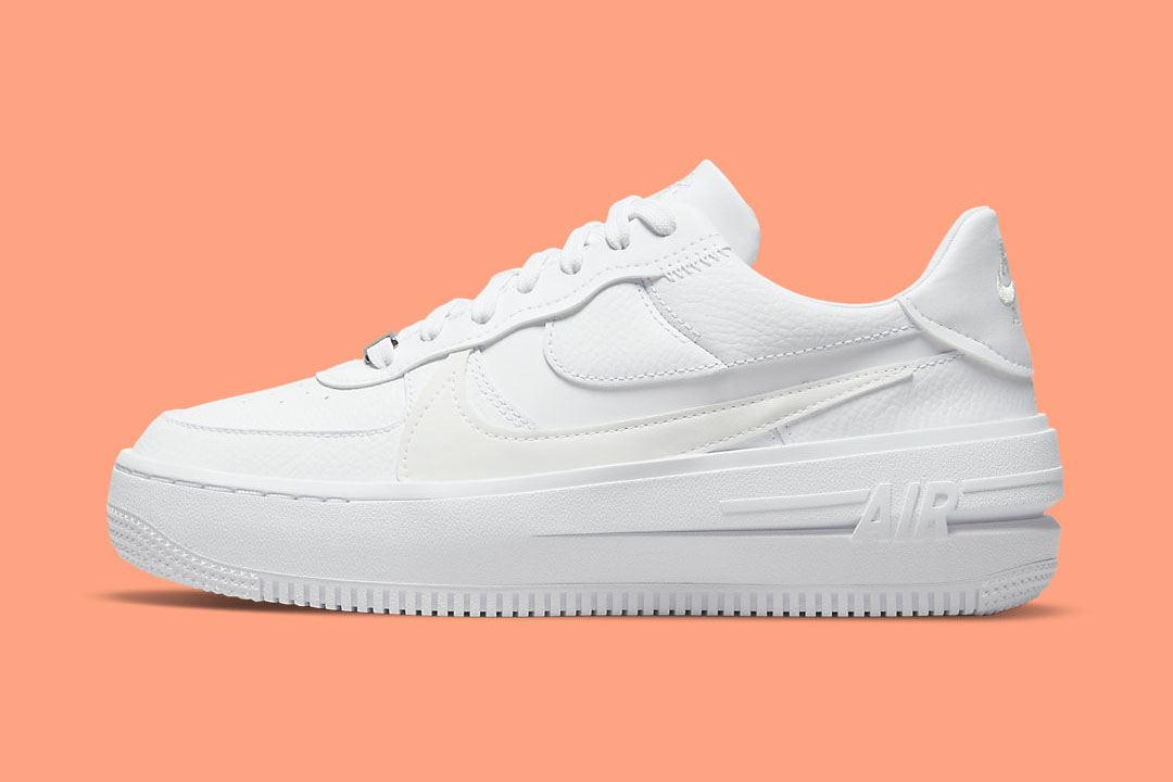 Nike Air Force 1 PLT.AF.ORM “Triple White” DJ9946-100