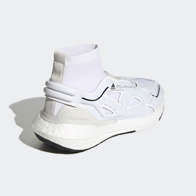 Stella McCartney x adidas UltraBOOST 22 GY6110