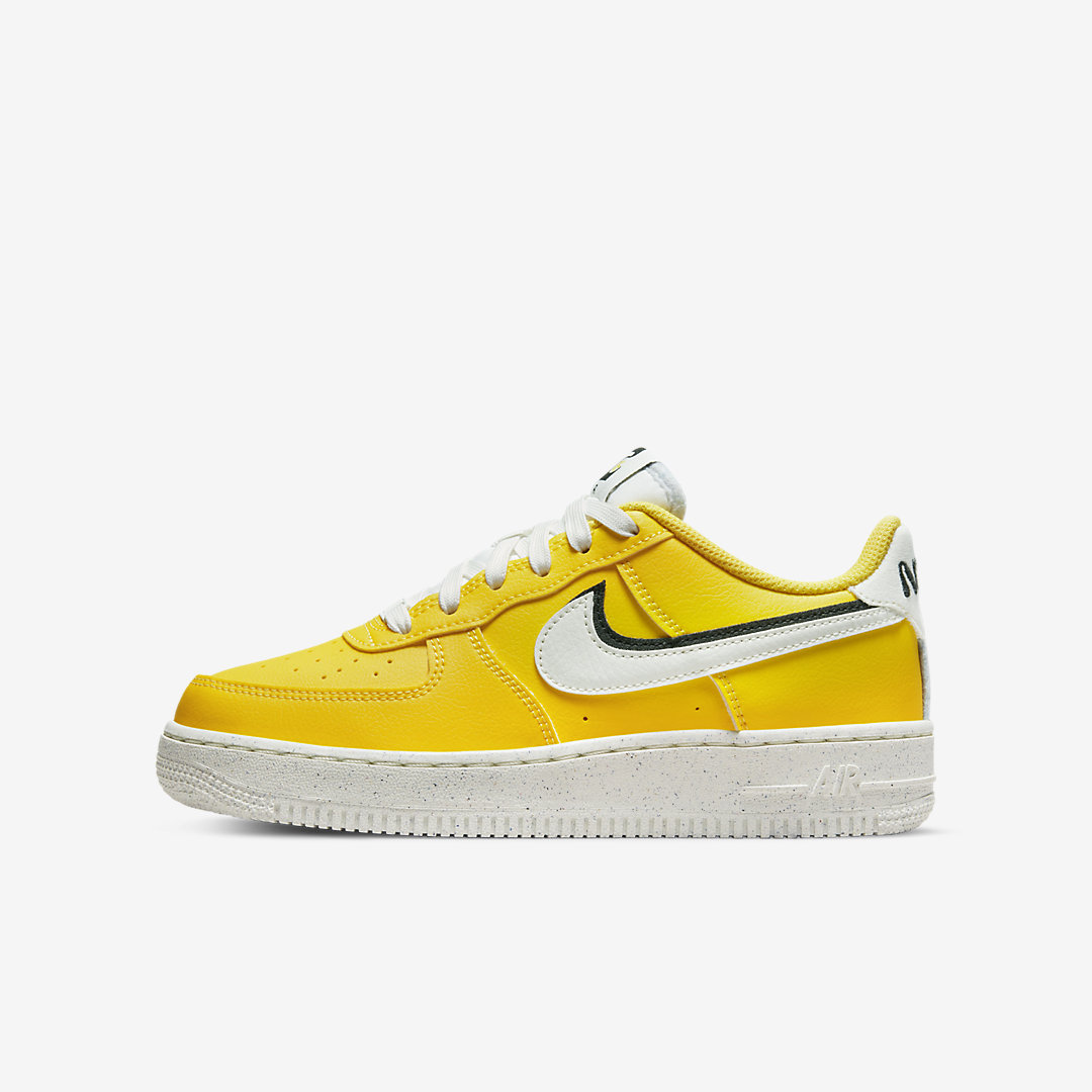 Nike Air Force 1 "82" DQ0359-700