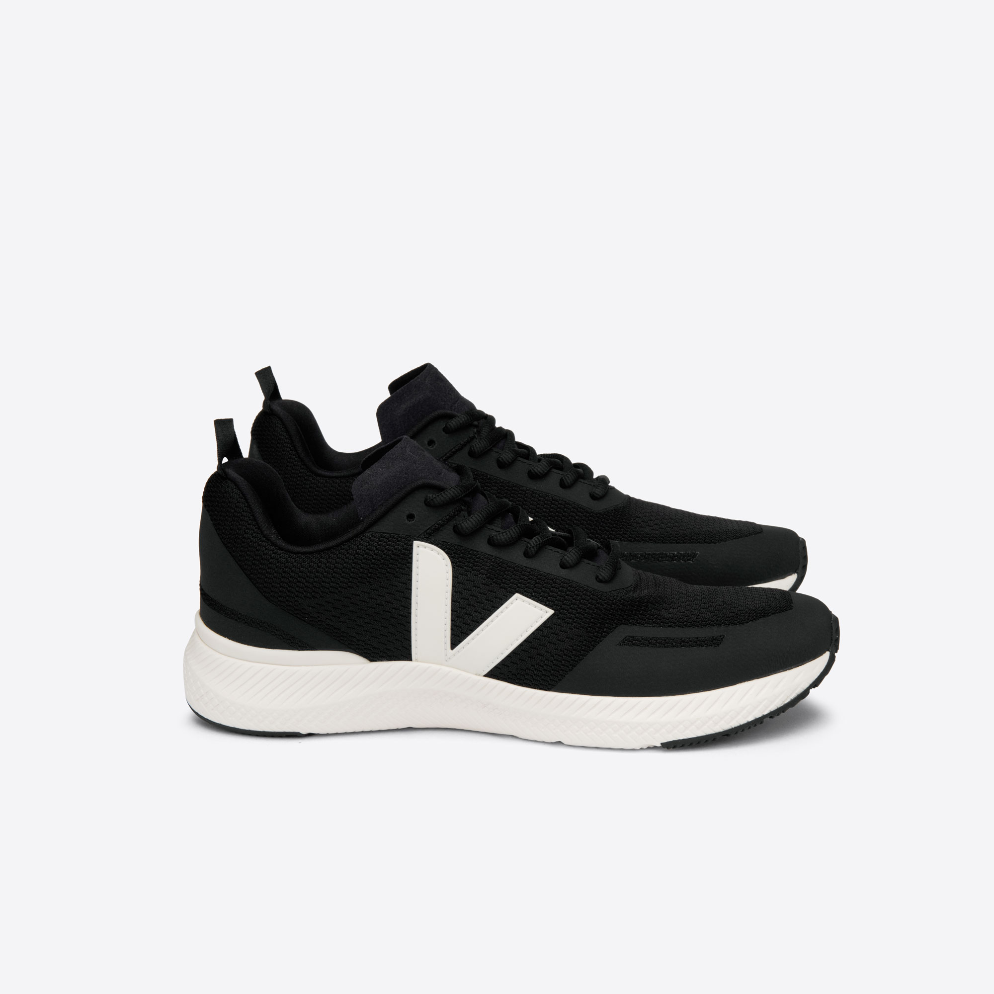 VEJA Impala Training Sneaker